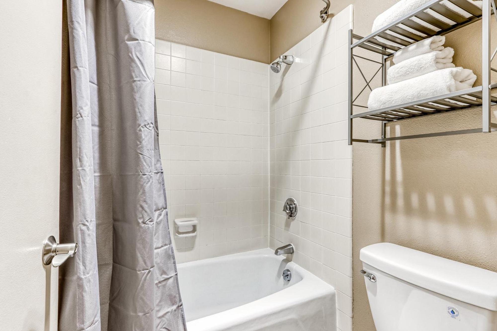 Seventh Mountain II Apartment Deschutes River Woods Room photo