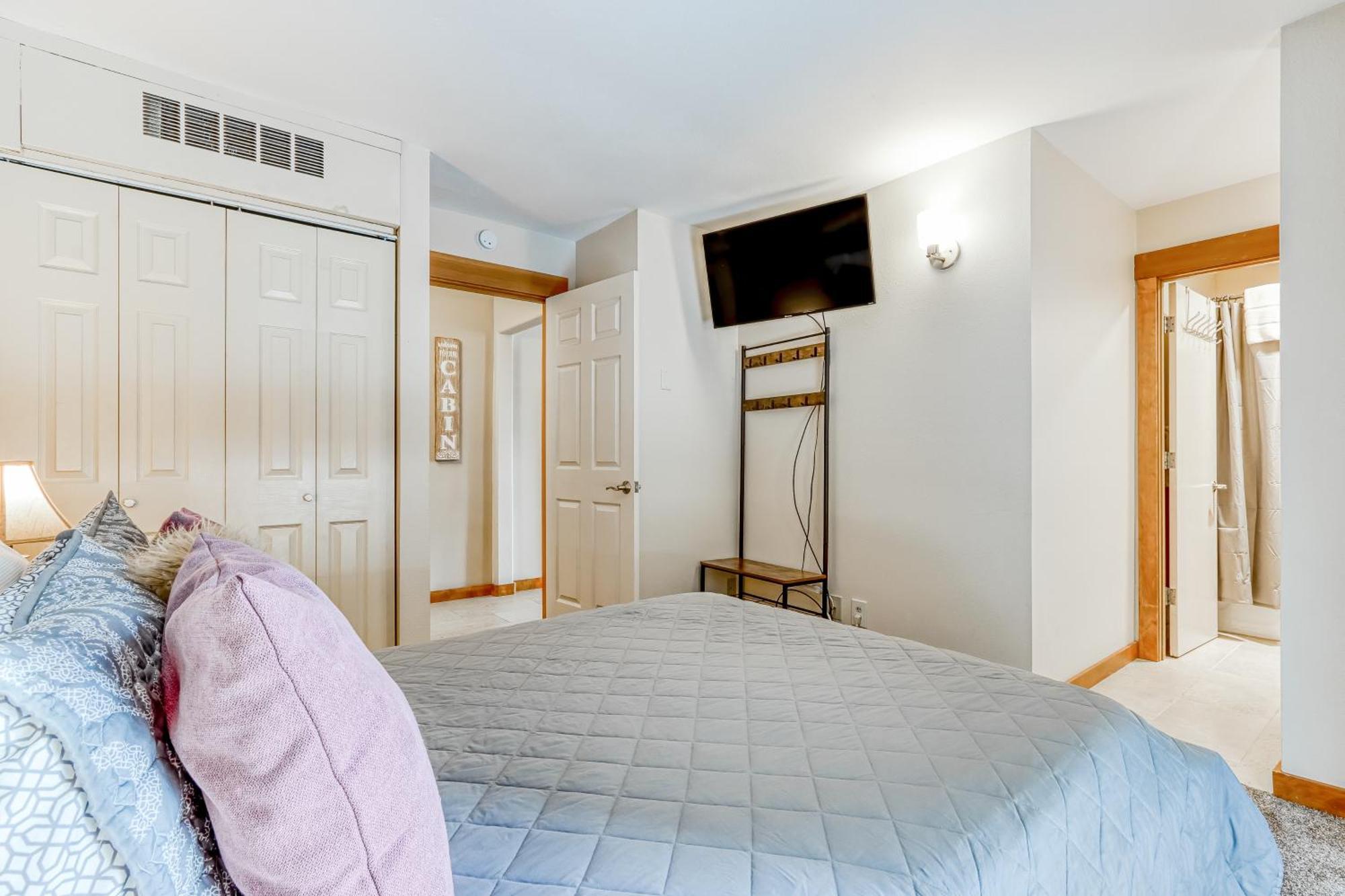 Seventh Mountain II Apartment Deschutes River Woods Room photo