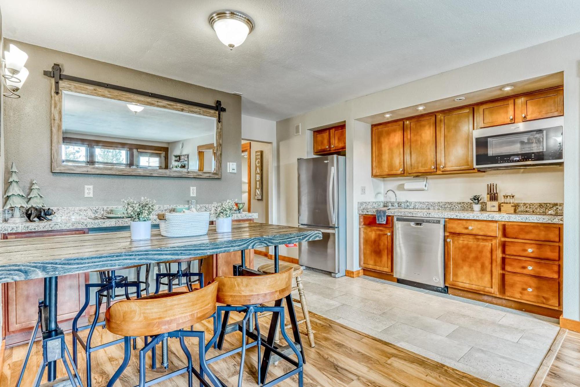 Seventh Mountain II Apartment Deschutes River Woods Room photo