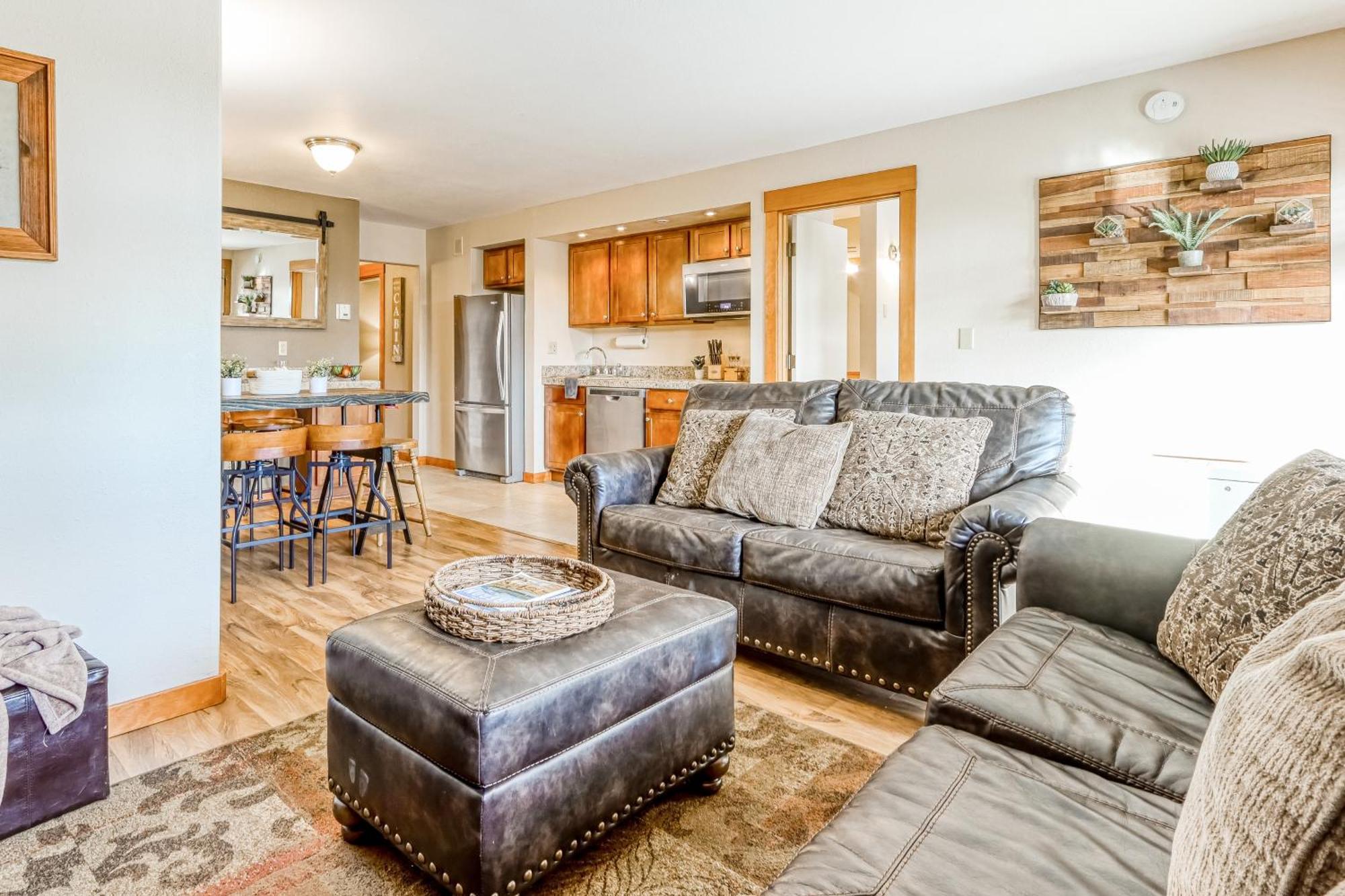 Seventh Mountain II Apartment Deschutes River Woods Room photo