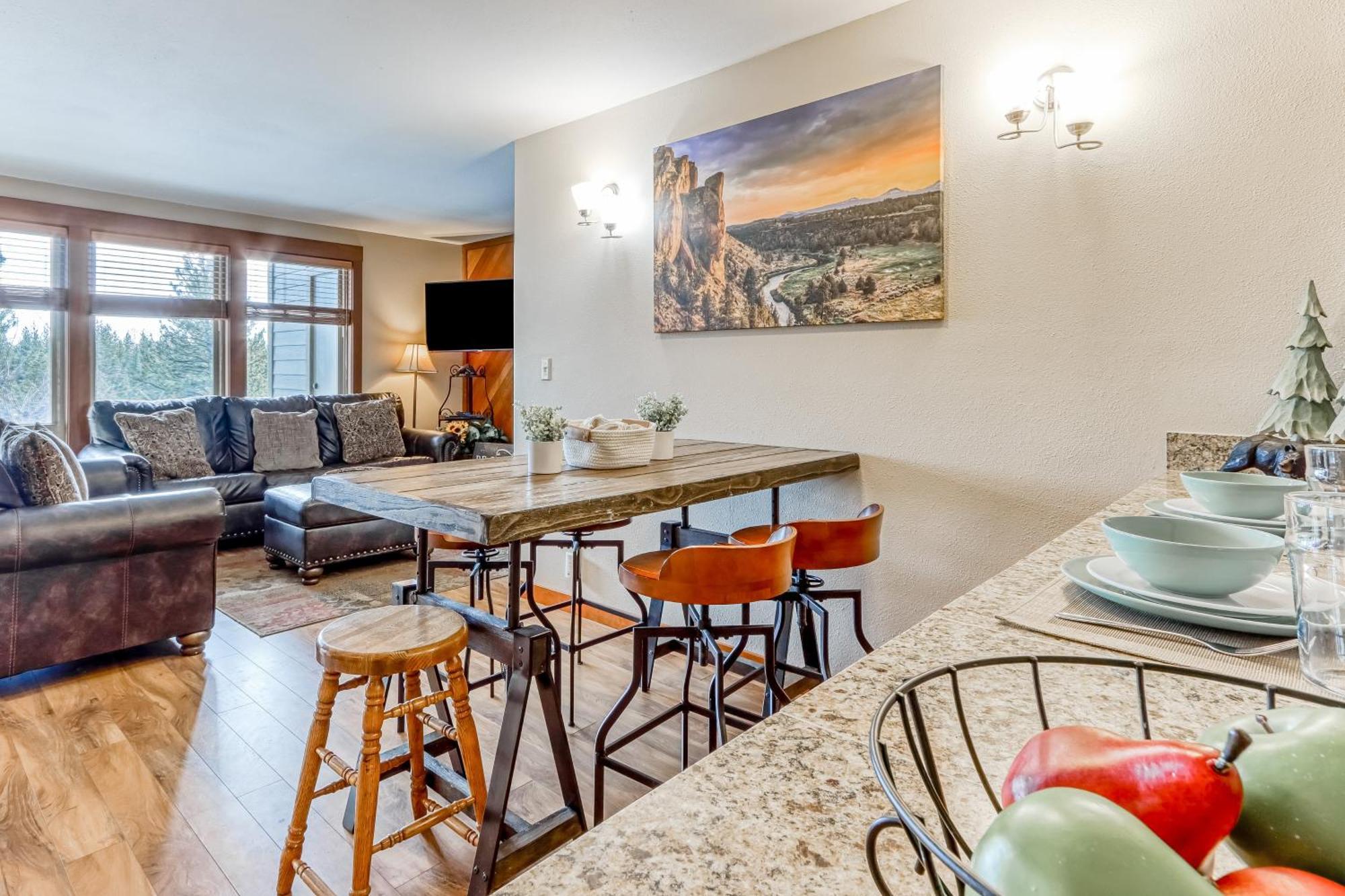 Seventh Mountain II Apartment Deschutes River Woods Room photo