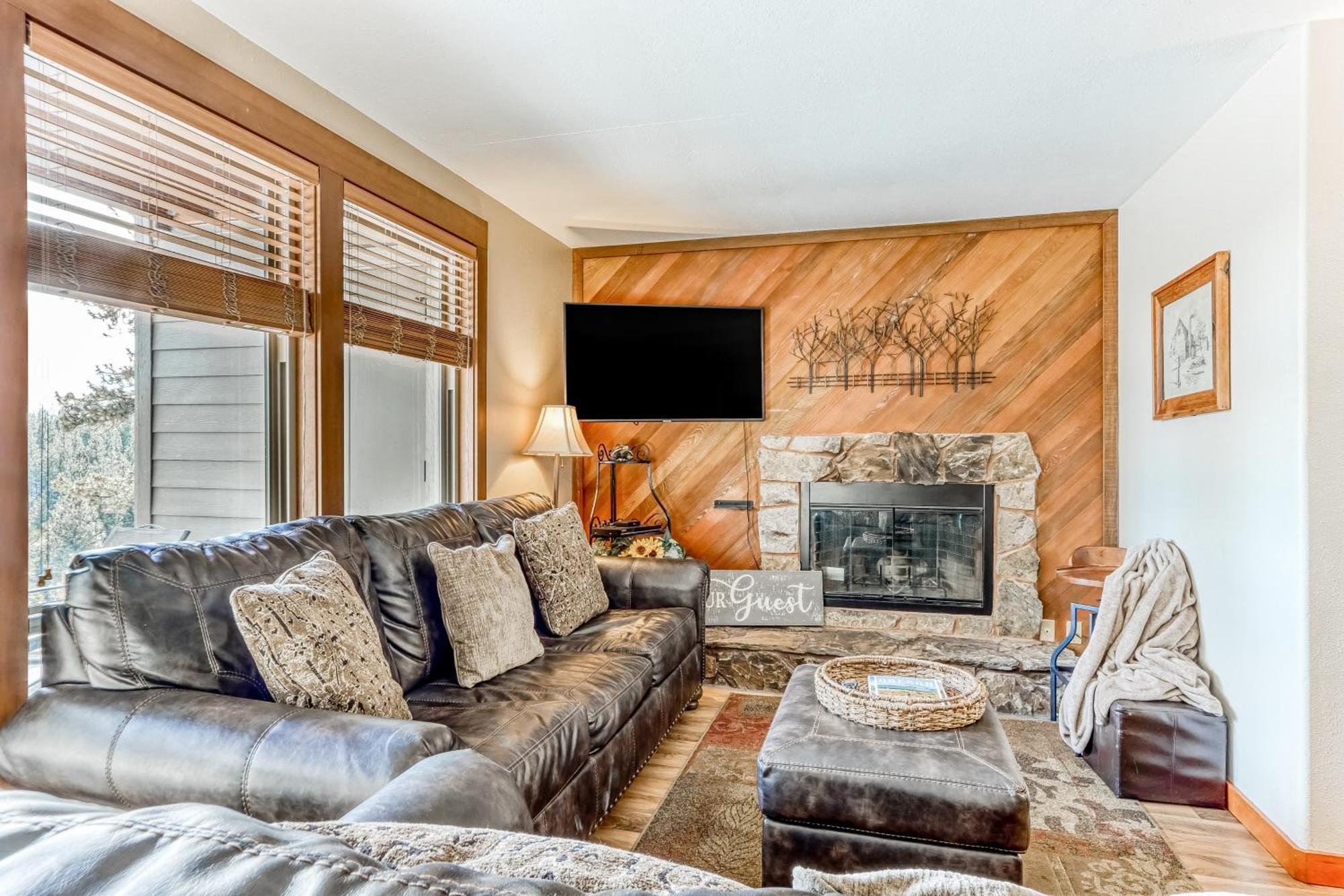 Seventh Mountain II Apartment Deschutes River Woods Room photo